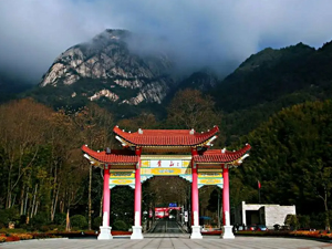 烟雨下游黄山，看别样景色，南京TIKTOK色板免费团建圆满结束